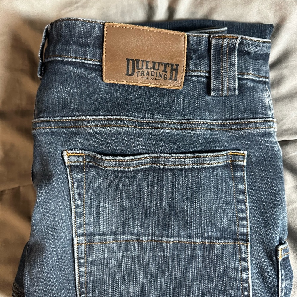 Duluth men’s jeans- 34-34